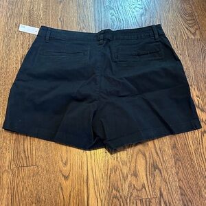 Women’s shorts new with tag. 3” inseam